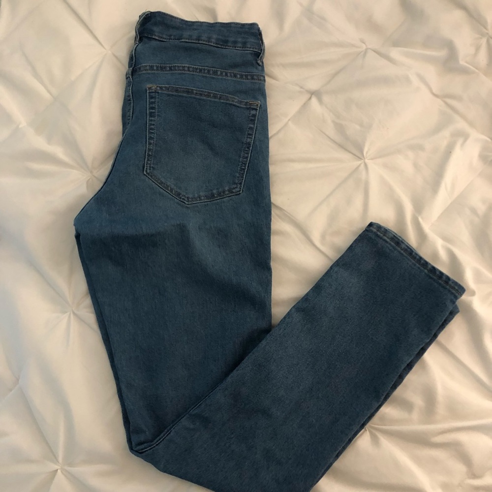 H&M high waisted jeans